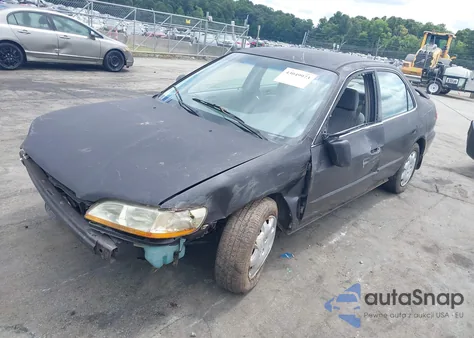 1998 Honda Accord Lx из США, поврежденный, VIN 1HGCG5540WA187147